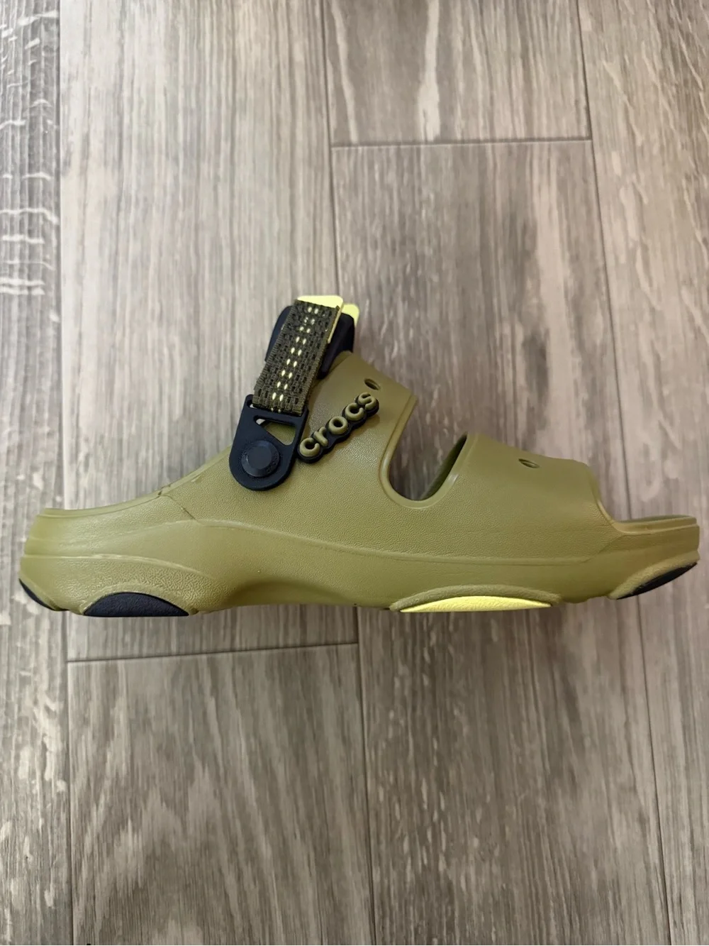 CROCS All Terrain Mens Sandals Olive Green Adjustable Heel Straps Size 11 207711
